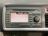 オーディオは工場装着のバックモニター付き・CDチューナーを搭載しています。ビデオ入力端子がついてますので外部入力から音楽などを楽しめます。