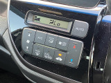 気になる車はすぐにお問い合わせください!画面右側の0066から始まる無料ダイヤルからお問い合わせ下さい!専門スタッフがお車のご質問にお答えいたします!