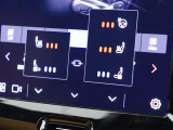 ベンチレーションヒーターマッサージ機能付フロントシートは3段階で調節できます。ステアリングホイールも3段階で調節できます。