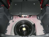 スペアタイヤ付きです!車に常時装備することで、もしもの時の備えとしてすごく安心です♪