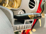 【オートライト】車外の明るさを検知して、自動的にヘッドライトを点灯してくれます♪トンネルを走行する際にも、自動的に点灯してくれて便利な装備の1つです♪