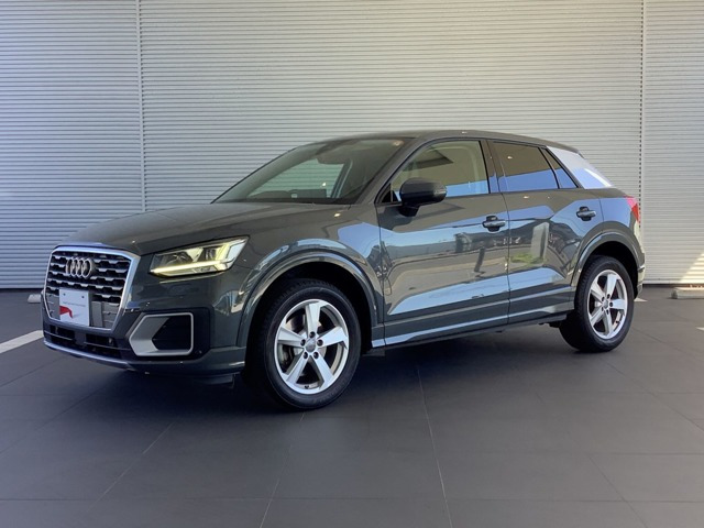 Q2 1.0 TFSI スポーツ 