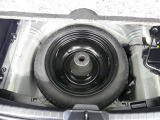 応急用のスペアタイヤが付属していますので万が一の時にも安心です