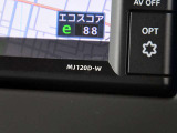 日産純正ナビゲーションMJ120D-Wが付いています
