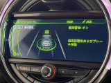 ●インテリジェントセーフティ:「衝突回避・被害軽減ブレーキ」「前車接近警告機能」を機能させるドライバー支援システム【ドライビング・アシスト】が装備されております!