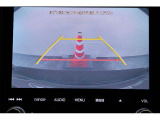 バックカメラを標準装備。後方の視界をしっかり確認できるので、駐車やバックが苦手な方でも安心です。!