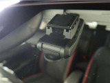 万が一のトラブルの時にも役に立つドライブレコーダーを装備しています。側面衝突や幅寄せ・割り込み対策に!