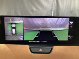 狭い場所での駐車やすれ違いなどでより的確な運転操作に役立つ360°ビューモニターが装備されています。