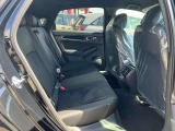 【ホンダカーズ鈴鹿 玉垣店】です。新型コロナ感染症対策を行い、ソーシャルディスタンスにも気を配った商談コーナーをご準備しております。