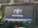 【大画面ナビ】人気の大型9インチナビを装備。存在感のある大画面はインパクト大!ナビ利用時のマップ表示は見やすく、テレビやDVDは臨場感がアップ!いつものドライブがグッと楽しくなります♪