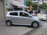 高知市長浜にオープンしました、株式会社PROMIND田村自動車です。もともとディーラーで修理や整備を行っておりました。