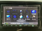 ナビゲーションはフルセグTV対応のメモリーナビ(Aftermarket品)を搭載しています。Bluetoothオーディオ機能がありますので、スマートフォンなどの音楽も再生できます。