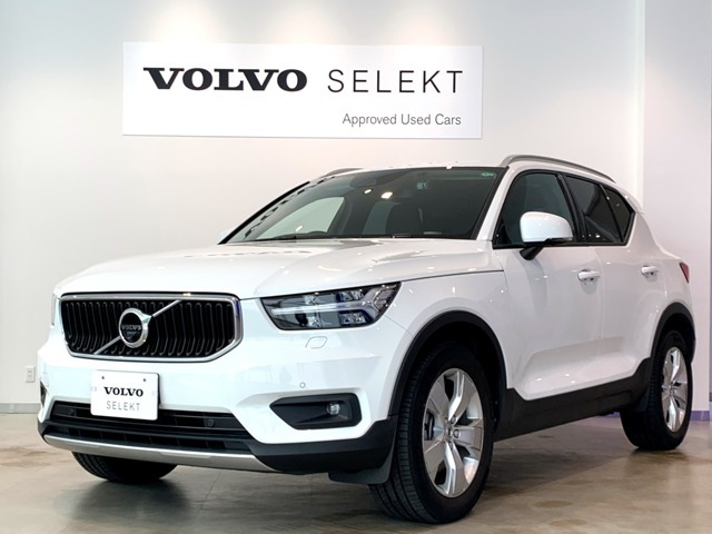 XC40 B4 モメンタム 