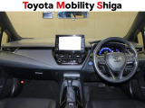 良好な視界と最適なドライビングポジションがとれるように設計された運転席まわりです。