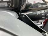 ★マニュアル車のような感覚で操れるパドルシフト★シフトレバーをマニュアルモードの位置にして『+』のレバーを引くとシフトアップ『-』のレバーを引くとシフトダウンします!