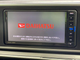 【純正ナビ】人気の純正ナビを装備しております。ナビの使いやすさはもちろん、オーディオ機能も充実!キャンプや旅行はもちろん、通勤や買い物など普段のドライブも楽しくなるはず♪