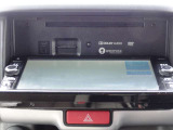 純正メモリーナビ(MJ320D-W) CD・DVD再生  CD録音可 フルセグTV Bluetooth対応★携帯電話にダウンロードした音楽が車内でも楽しめます。ハンズフリー通話も可能です !