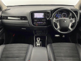 アウトランダーPHEV 2.4 G プラスパッケージ 4WD 4WD 修復歴無し