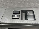 パワーウィンドウのスイッチです