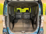 普段のお買い物や通勤、送迎等に十分な荷室スペースを確保しております。セカンドシートを倒すと、大きな荷物の積載も可能です♪