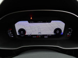 必要に応じてメーター内に地図や車両のインフォメーションなどを切り替え表示できるバーチャルコクピット