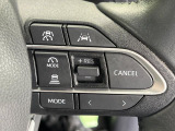 【レーダークルーズコントロール】高速道路での長距離走行が楽に!!自動で速度を保つクルーズコントロールが、衝突軽減システムと連携し、前方の車両を感知して車間を保つように速度調節してくれます!!