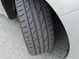 当社理想の中古車は値段の割に良質な物件です。金額が安くて当然な修復歴有の車や走行の多い車・金額は安いけれど諸費用が当社の数倍以上するお店が存在しますが当社は支払い総額で良質な物件を追求します。
