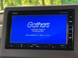 【純正ナビ】人気の純正ナビを装備しております。ナビの使いやすさはもちろん、オーディオ機能も充実!キャンプや旅行はもちろん、通勤や買い物など普段のドライブも楽しくなるはず♪