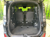 普段のお買い物や通勤、送迎等に十分な荷室スペースを確保しております。セカンドシートを倒すと、大きな荷物の積載も可能です♪