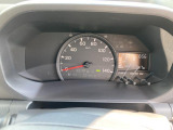 広々とした駐車場をご用意しておりますので、運転が苦手な方でもご安心ください。また、大型の屋根がございますので、雨に濡れることなくご移動できます。