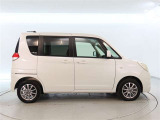 パワースライドドア付きだから、狭い駐車スペースなどでの 乗り降りラクラク!小さなお子さまのいるご家庭には嬉しい装備。