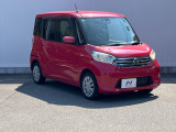 大好評のボディコーティング「弾スプラッシュコート」もご納車までに施工可能。通常のガラスコートと異なる、耐久年数6年の無機質ガラスコーティングが、ボディをキレイな状態に保ってくれます。