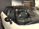 BMW、MINI認定中古車は360°を徹底的にチェック。エンジンやトランスミッション、電気系統やコンピュータ・システムなどを詳細に点検。交換基準に達した部品は整備した後にご納車いたします。