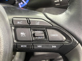 【レーダークルーズコントロール】高速道路での長距離走行が楽に!!自動で速度を保つクルーズコントロールが、衝突軽減システムと連携し、前方の車両を感知して車間を保つように速度調節してくれます!!