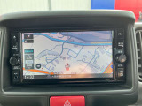 操作性のいい日産純正のナビ、知らない街へのお出かけも楽しみになりますよ。