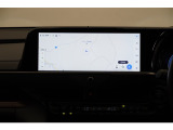 ディスプレイオーディオを装備。スマホとクルマをつなぐことで、これまでのナビに加えて、いろんなサービスが楽しめます。