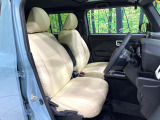 運転席シート廻りは使用感も少なく、良好な状態となっています。丁寧に使われていたことがよくわかりますね。