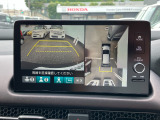 バックカメラも付いています! 運転が不慣れな方でも安心して駐車が可能です!