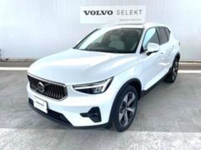 XC40 ウルトラ B4 AWD 4WD 