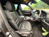 運転席シート廻りは使用感も少なく、良好な状態となっています。丁寧に使われていたことがよくわかりますね。