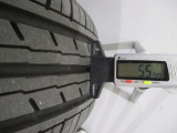 夏タイヤの残り溝は5.5mmです。スリップラインからは4.0mmとなっております。