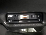 【ETC車載器】もはや必須アイテムのETCを搭載!高速道路のご利用時にとても便利!わずらわしい料金所での現金支払いが不要となりスムーズに通過できます♪