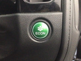 ★ECONスイッチ★ エコドライブを加速しよう!スイッチをONにすると、運転の仕方によるロスを抑え込み燃費をよくするようクルマが頑張ります(*^ー^*)燃費向上にチャレンジ♪