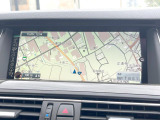 ●純正ナビ:一体感のあるナビは、高級感ある車内を演出してくれます。オーディオ機能も充実しておりますので、運転もより楽しめます♪
