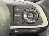 【アダプティブクルーズコントロール】高速道路での長距離走行が楽に!!自動で速度を保つクルーズコントロールが、衝突軽減システムと連携し、前方の車両を感知して車間を保つように速度調節してくれます!!