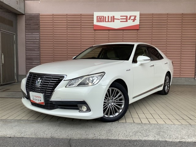 クラウン ハイブリッド 2.5 ロイヤルサルーン 