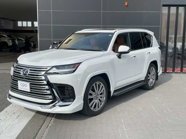 LX 600 エグゼクティブ 4WD 
