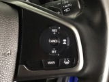 【アダプティブ・クルーズ・コントロール】予め設定した車速内でクルマが自動的に加減速。 前走車との適切な車間距離を維持しながら追従走行し、高速道路でのドライバーの疲労を軽減してくれる嬉しい機能付♪