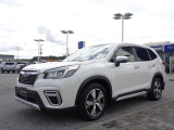 SUBARU 認定U-Car、SUBARU 認定U-Car Premiumは2年間、SUBARU Value Choiceは1年間、走行距離無制限のSUBARUあんしん保証が付きます。万一の故障の際は、全国のスバルディーラーで無料修理が受けられます!