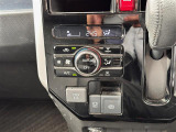 【オートエアコン】車内温度を感知して自動で温度調整をしてくれるのでいつでも快適な車内空間を創り上げます!